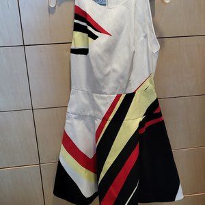 Prada Milano Sleeveless Dress White with Lively colors Size 40 / S